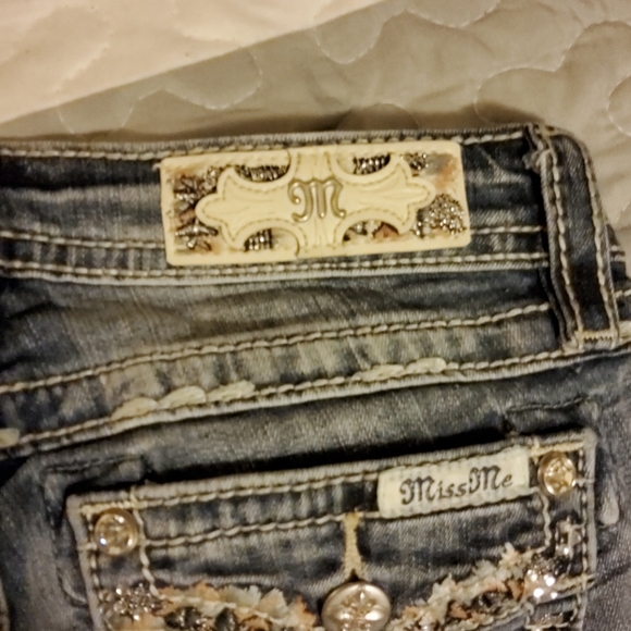 Girls Miss Me Skinny Jeans - Picture 4 of 6